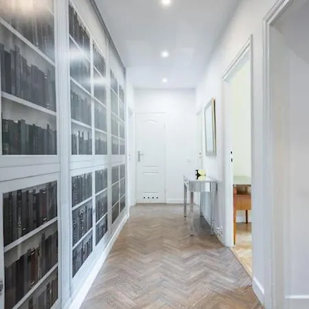 Lejlighed Close-central - Great Location - Big And Bright Apartment&nowy Swiat