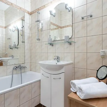 Close-central - Great Location - Big And Bright Apartment&nowy Swiat Apartment Warsaw